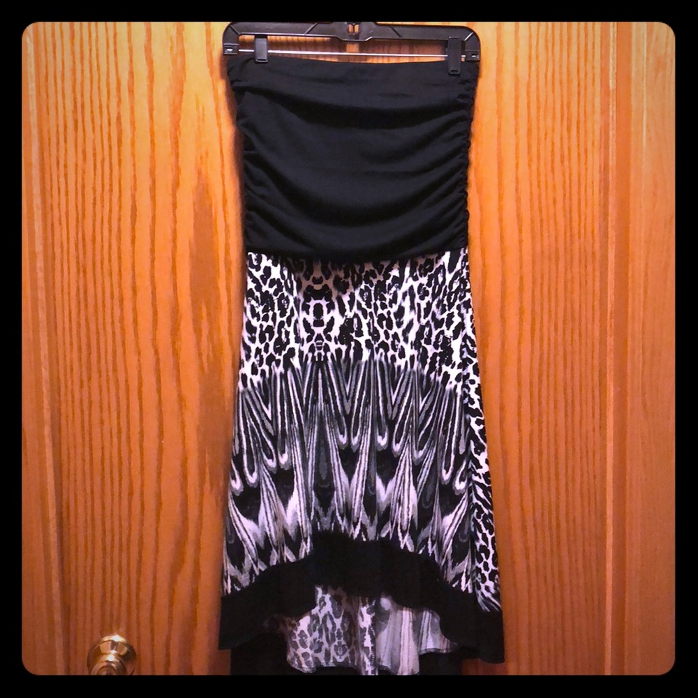 Strapless mid length ombré animal print dress